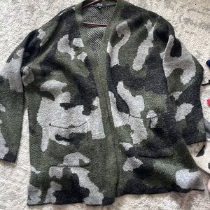 Camo cardigan